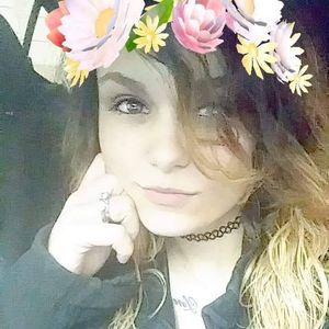 Meet your Posher, Candace